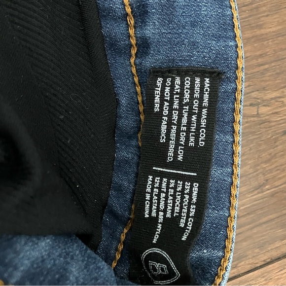 Blanqi postpartum jeans size 10 - Picture 6 of 6